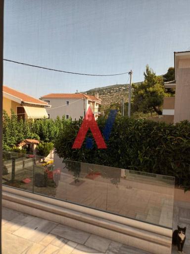 ΛΑΚ75661