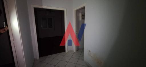 GLL04158