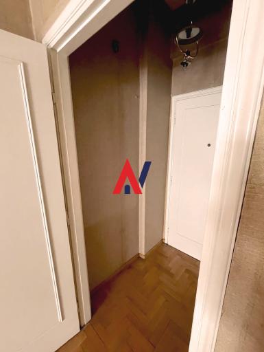 PEG04052